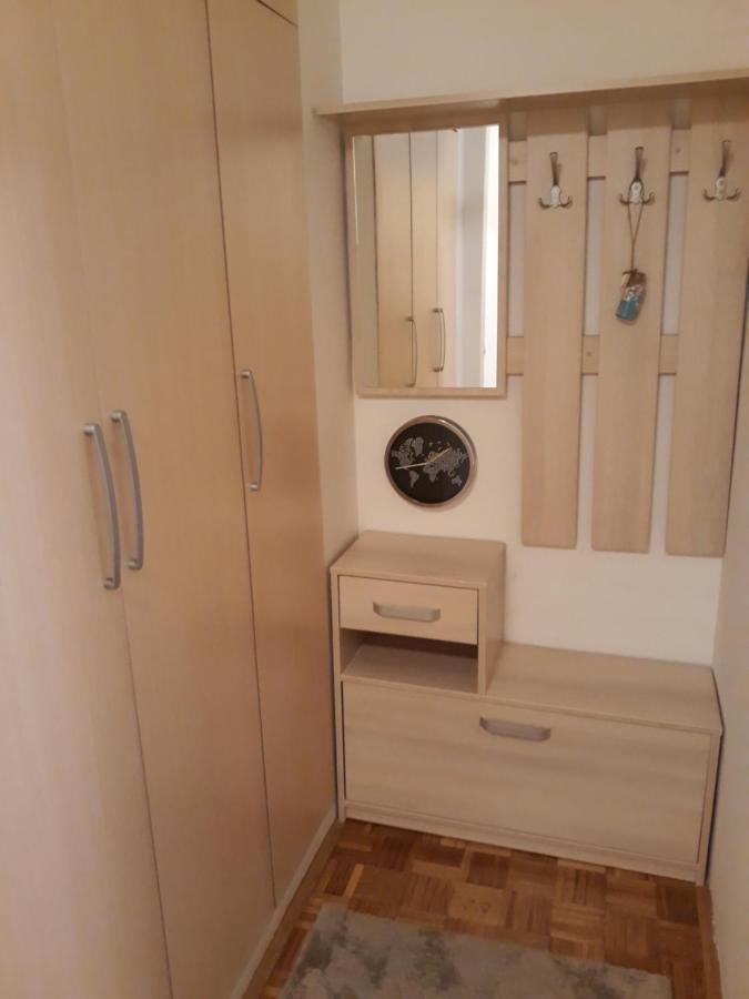 Stan Banjica Apartman Belgrád Kültér fotó